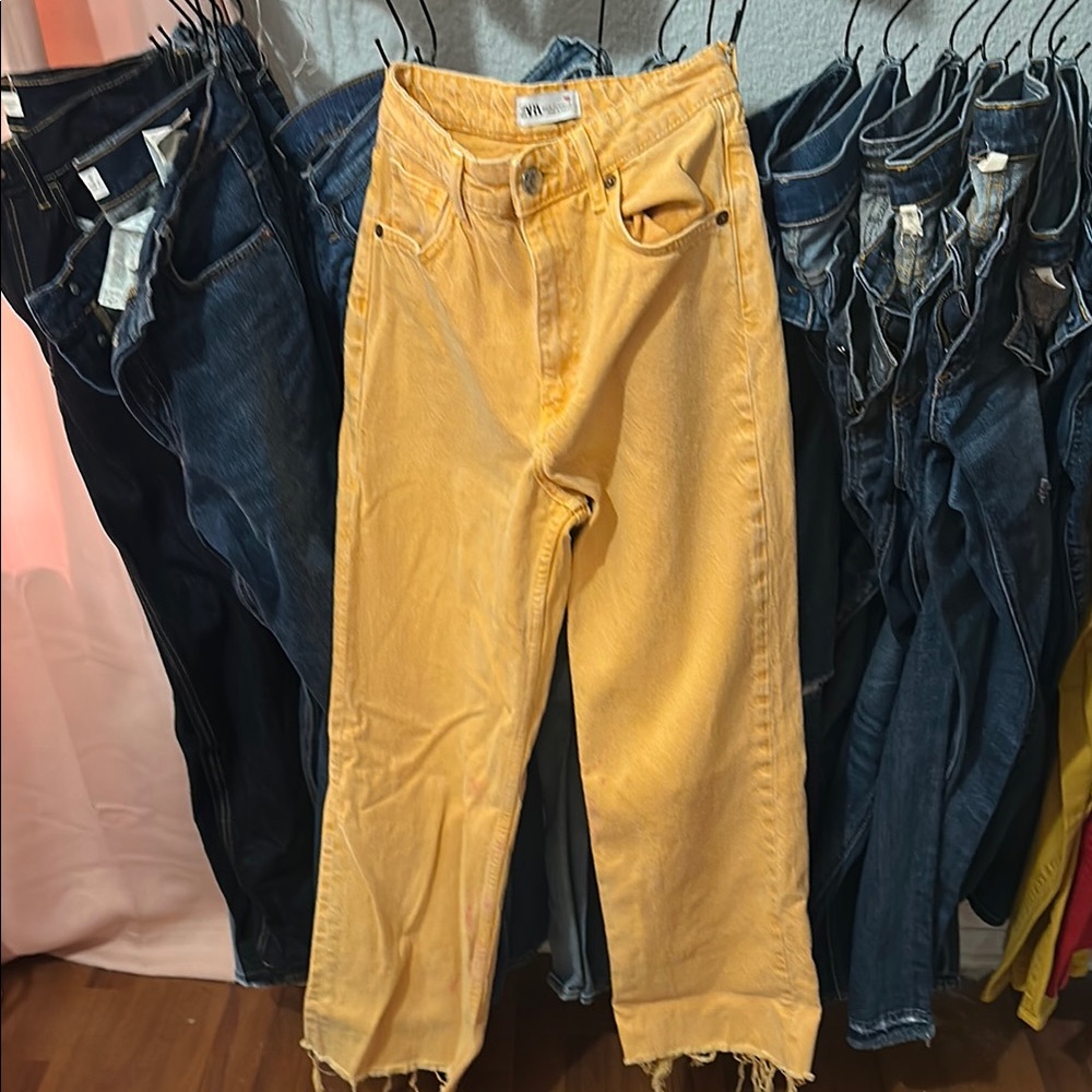 Zara Orange wide leg Jeans Relaxed Fit